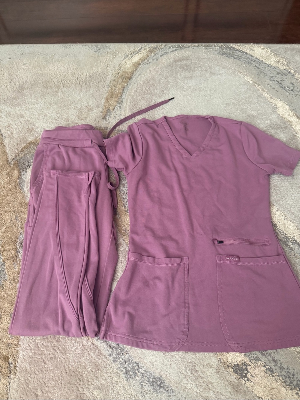 Jaanuu Women's Scrub Set in Mauve Pink